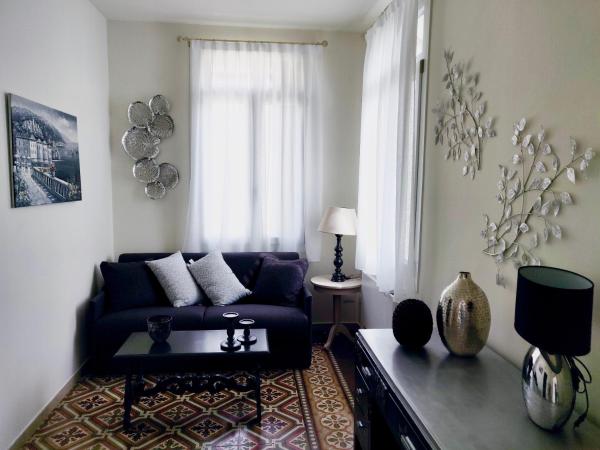 Bravo 18 : photo 8 de la chambre suite lit king-size avec balcon