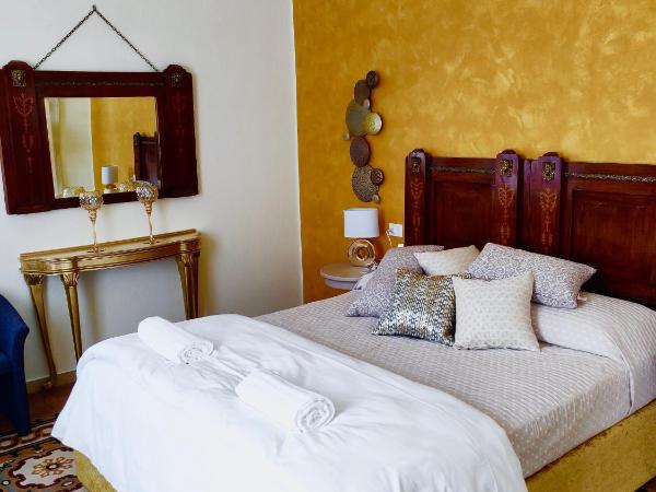 Bravo 18 : photo 9 de la chambre suite lit king-size avec balcon