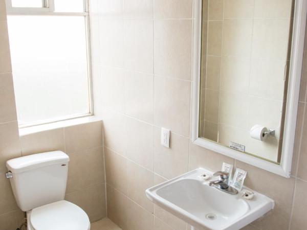 Hotel San Francisco Centro Histórico : photo 10 de la chambre chambre double avec 2 lits doubles