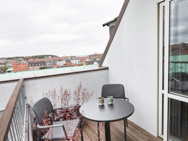 Hotel Royal : photo 8 de la chambre penthouse royal