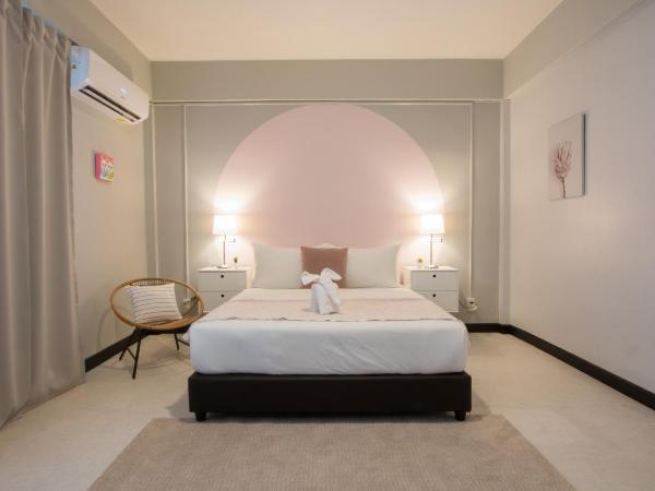 Neveu Premier Residence : Ratchada : photo 2 de la chambre appartement avec terrasse