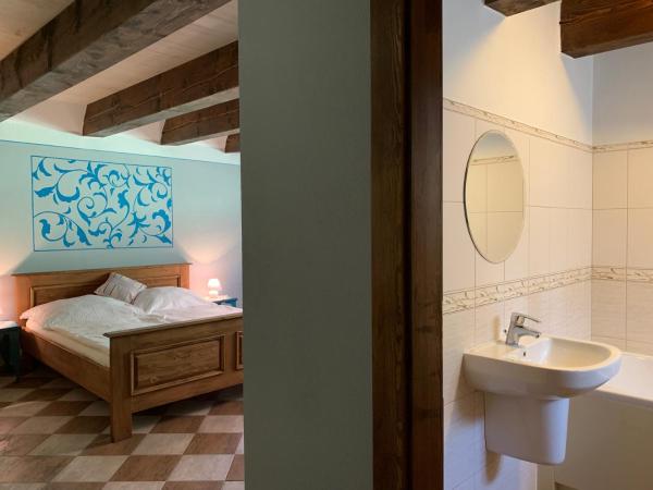 Pension Amadeus & Apartments : photo 6 de la chambre chambre familiale