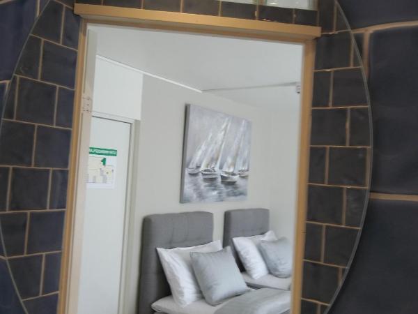 Villa Kungssten : photo 6 de la chambre chambre double ou lits jumeaux standard avec balcon