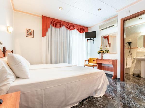 Hotel Canadá : photo 7 de la chambre chambre lits jumeaux