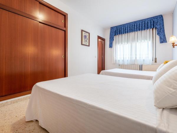 Hotel Canadá : photo 4 de la chambre chambre double familiale