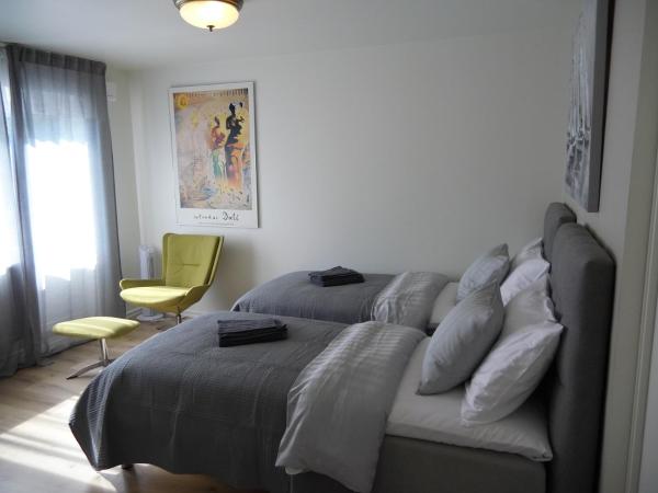 Villa Kungssten : photo 1 de la chambre chambre double ou lits jumeaux standard avec balcon