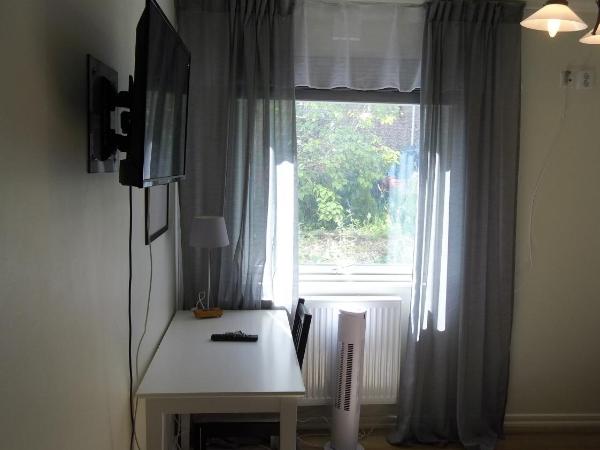 Villa Kungssten : photo 1 de la chambre chambre simple avec salle de bains privative