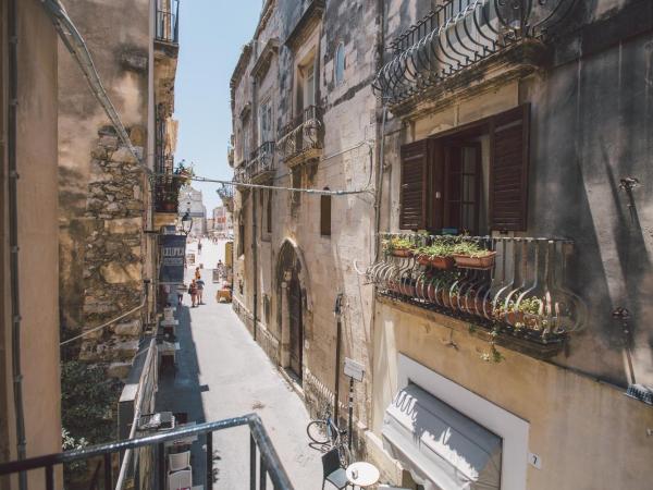 Suites of the Royal Council : photo 6 de la chambre suite junior avec balcon
