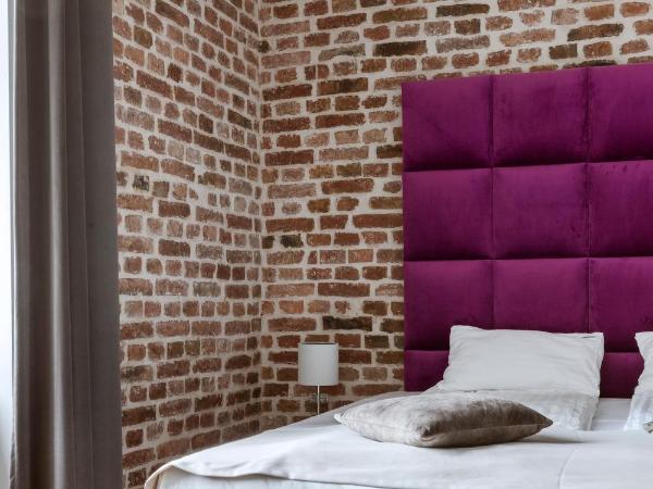 Cinema Apartments : photo 10 de la chambre studio avec salle de bains