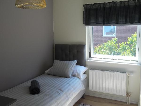 Villa Kungssten : photo 2 de la chambre chambre simple avec salle de bains privative