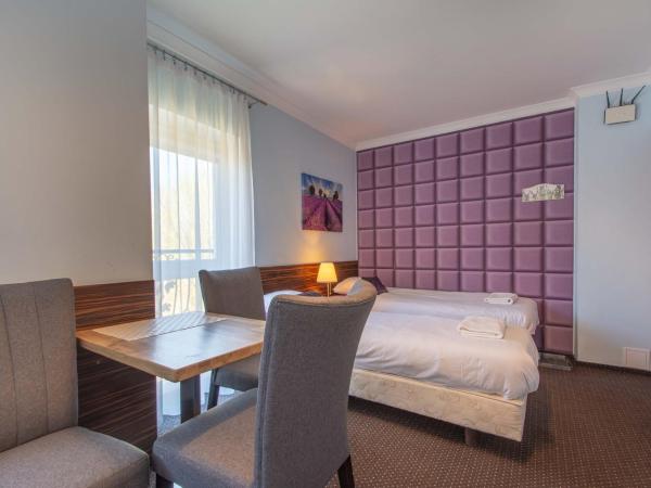 Villa 33 Blisko Plaży : photo 6 de la chambre chambre quadruple