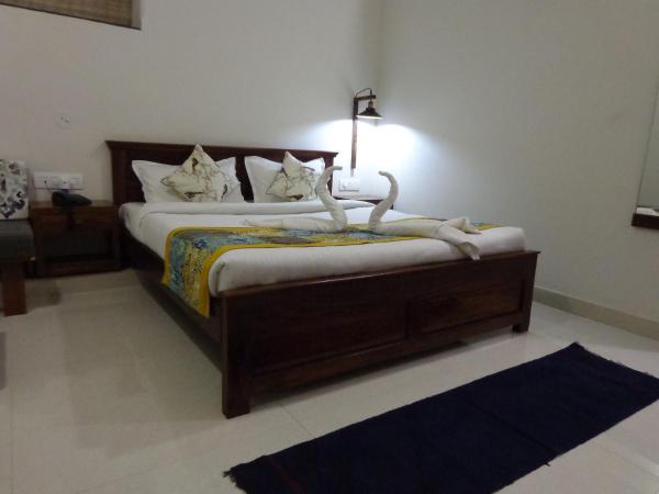 Lakeside Inn Ratanada : photo 8 de la chambre chambre double deluxe