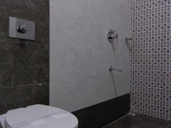 Lakeside Inn Ratanada : photo 7 de la chambre chambre double deluxe