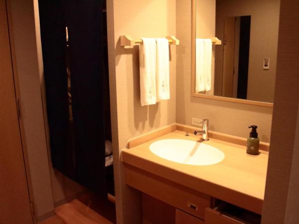 Onyado Nono Namba Natural Hot Spring : photo 4 de la chambre chambre lits jumeaux standard avec tatami