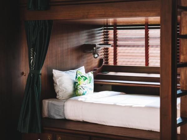 Sound Gallery House - SHA Plus : photo 2 de la chambre dortoir mixte de 10 lits