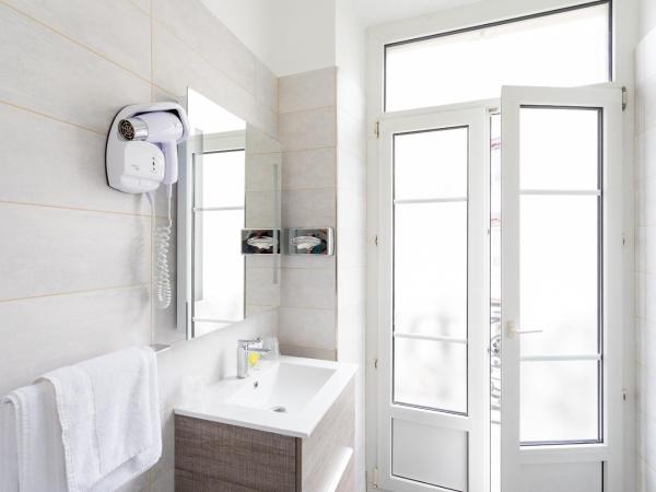 Hôtel de l'Europe Grenoble hyper-centre : photo 8 de la chambre chambre double supérieure