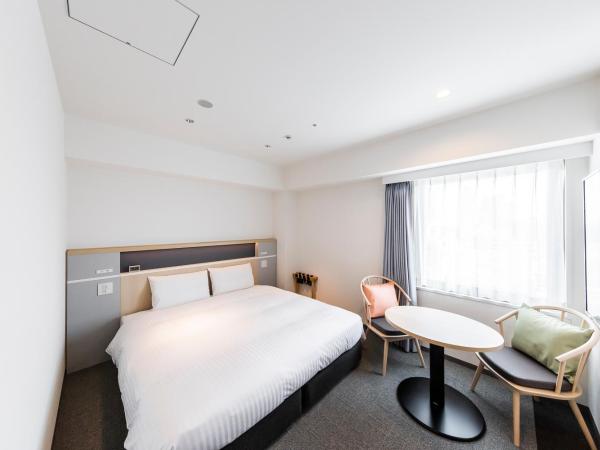 Via Inn Prime Shinsaibashi Yotsubashi : photo 1 de la chambre chambre double de luxe - non-fumeurs