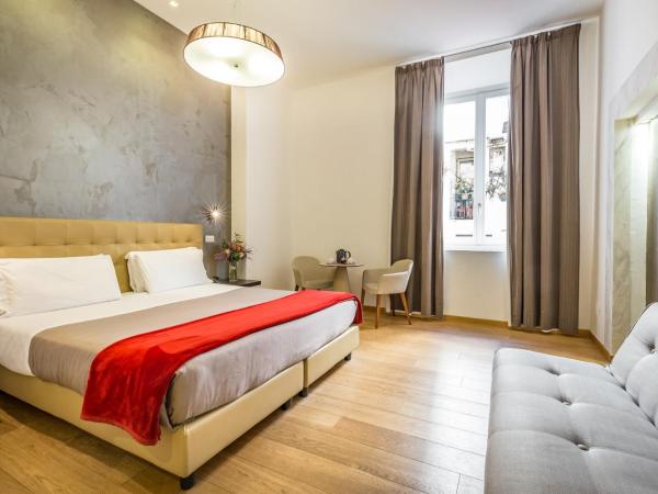 Hotel La Scaletta al Ponte Vecchio : photo 9 de la chambre chambre double ou lits jumeaux supérieure