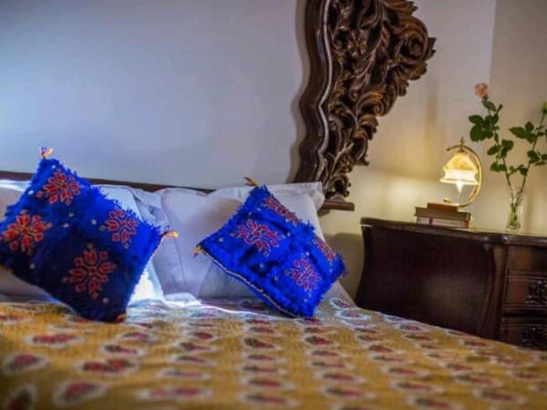 PALAIS LARAICHI Riad la porte bleue suites : photo 3 de la chambre chambre double deluxe