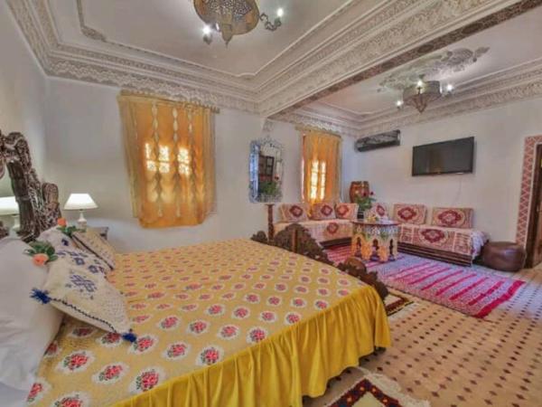PALAIS LARAICHI Riad la porte bleue suites : photo 1 de la chambre suite lit king-size