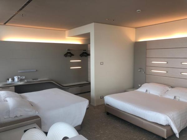 Best Western Plus Net Tower Hotel Padova : photo 10 de la chambre chambre lit queen-size confort avec canapé-lit