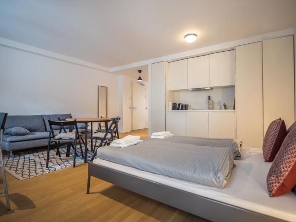 Nena Apartments Metropolpark Berlin - Mitte -Adult Only : photo 5 de la chambre appartement loft avec 2 chambres ouvertes (sans portes)