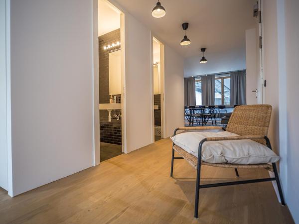 Nena Apartments Metropolpark Berlin - Mitte -Adult Only : photo 9 de la chambre appartement loft avec 2 chambres ouvertes (sans portes)