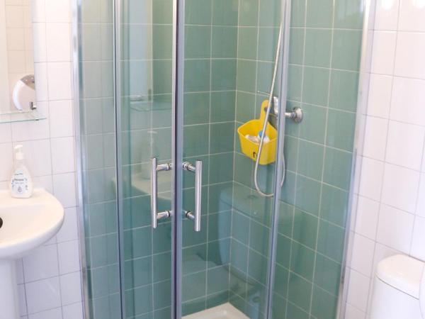 WOT Peniche : photo 1 de la chambre lit dans dortoir 6 lits