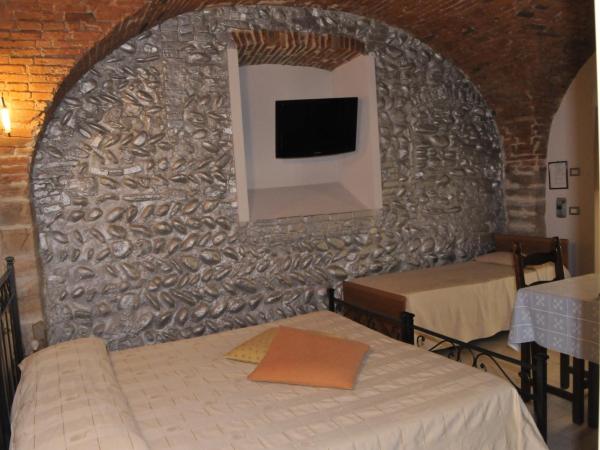 Antico Borgo : photo 1 de la chambre chambre double ou lits jumeaux - bâtiment séparé
