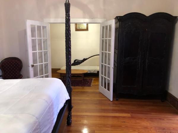 Oakview Bed and Breakfast : photo 5 de la chambre suite lit king-size