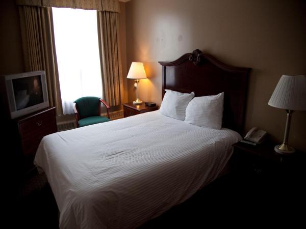 Hotel Senator : photo 1 de la chambre chambre lit queen-size 
