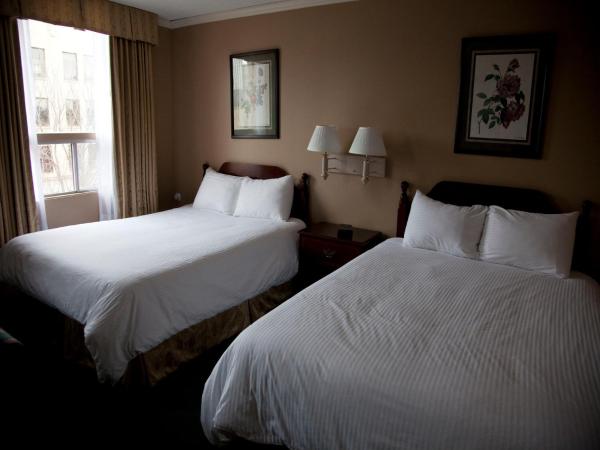 Hotel Senator : photo 1 de la chambre chambre avec 2 grands lits queen-size 