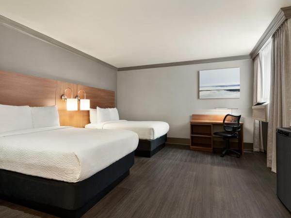 Days Inn by Wyndham Vancouver Downtown : photo 3 de la chambre chambre double avec 2 lits doubles - non-fumeurs