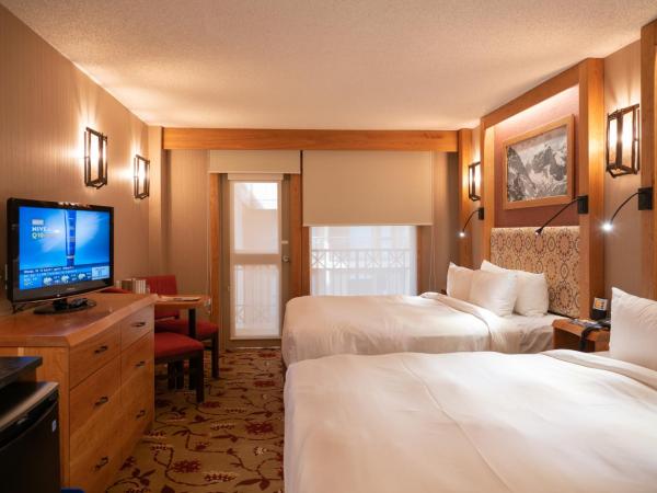 Banff Ptarmigan Inn : photo 2 de la chambre chambre standard avec 2 lits queen-size