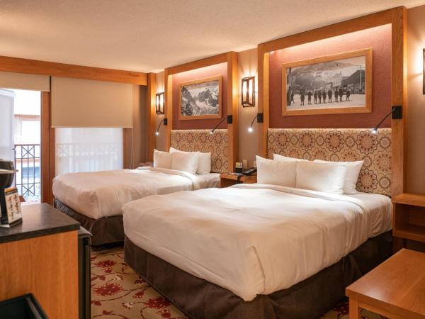 Banff Ptarmigan Inn : photo 1 de la chambre chambre standard avec 2 lits queen-size