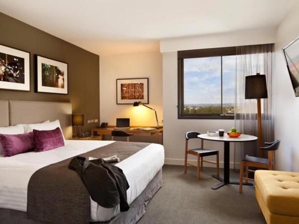 East Hotel and Apartments : photo 1 de la chambre studio est