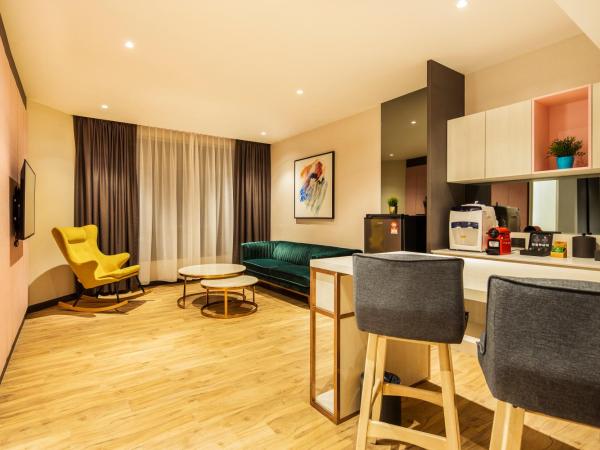 TROVE Johor Bahru : photo 8 de la chambre suite lune de miel