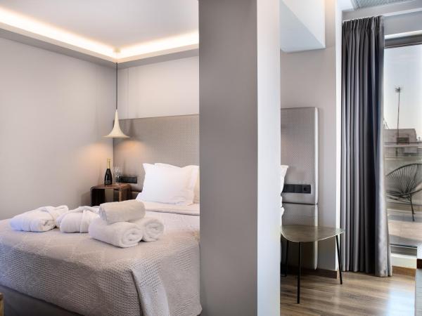 360Degrees Pop Art Hotel : photo 4 de la chambre suite avec baignoire spa