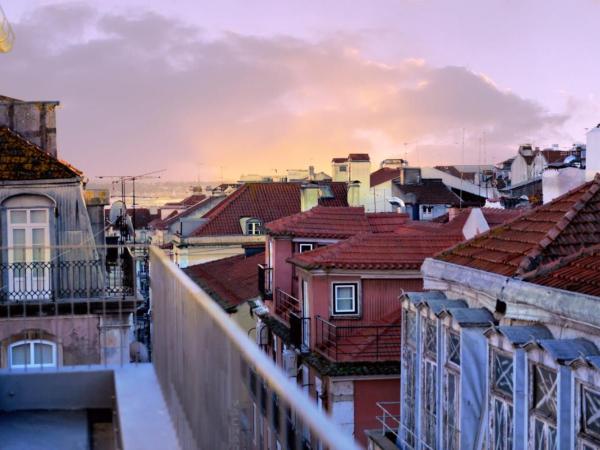 Raw Culture Art & Lofts Bairro Alto : photo 4 de la chambre loft premium avec balcon