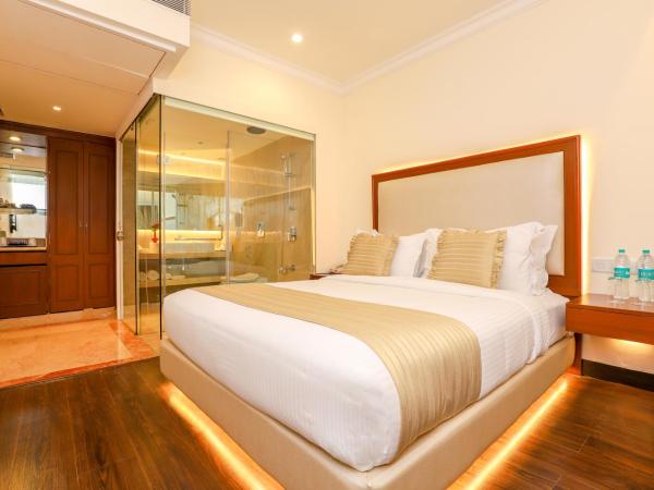 Hotel The Royal Plaza : photo 1 de la chambre premium room - enjoy a free one glass of house beer once during your stay