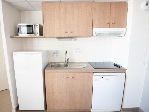 Zenitude Hôtel-Résidences Narbonne Centre : photo 1 de la chambre studio double