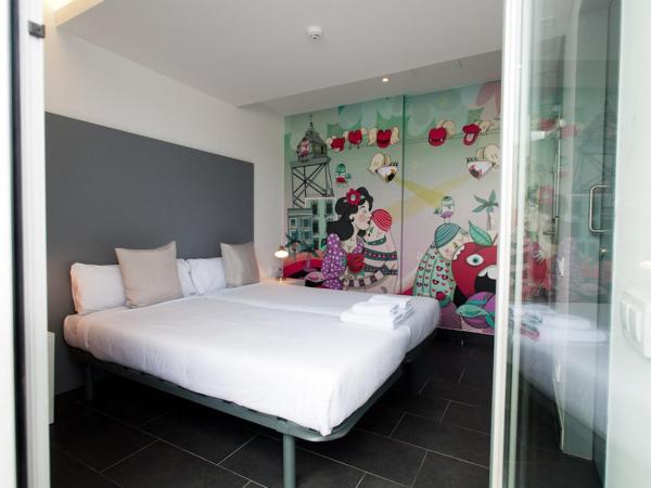 St Christopher's Inn Barcelona : photo 4 de la chambre chambre lits jumeaux avec terrasse