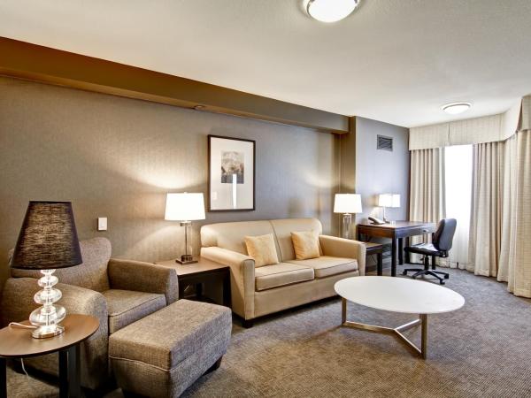 Coast Kamloops Hotel & Conference Centre : photo 3 de la chambre suite junior lit king-size côte premium