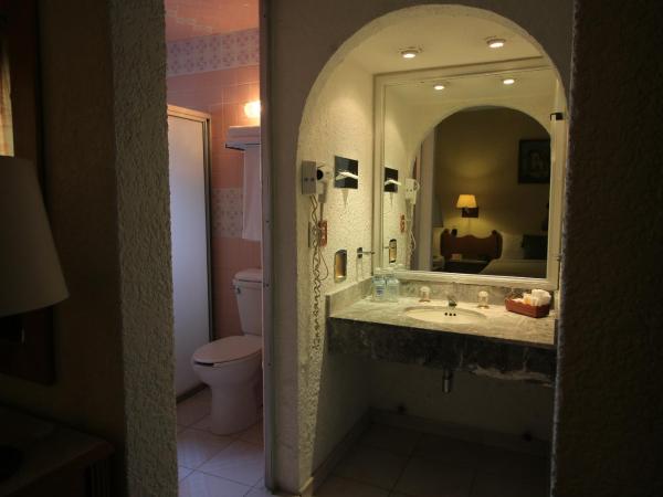 Hotel Maria Cristina : photo 1 de la chambre chambre standard lit queen-size