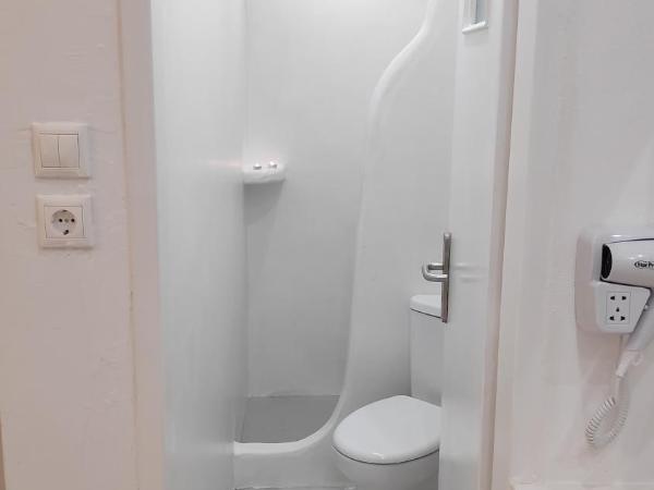 Grey Rooms Naxos : photo 5 de la chambre chambre standard lit queen-size