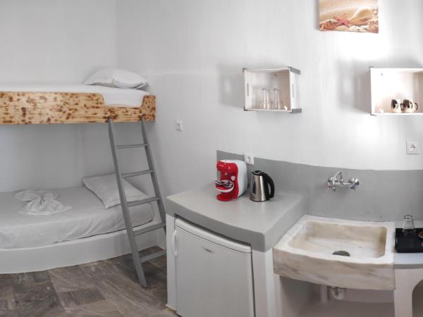 Grey Rooms Naxos : photo 1 de la chambre chambre quadruple deluxe