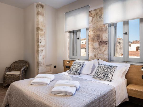 Aoria Estate Old Port : photo 2 de la chambre chambre double supérieure