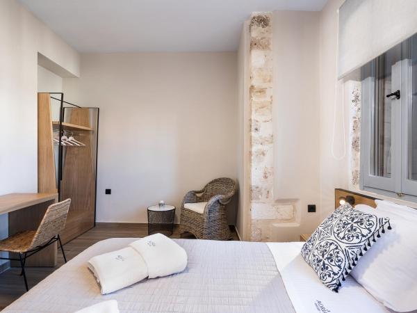 Aoria Estate Old Port : photo 4 de la chambre chambre double supérieure