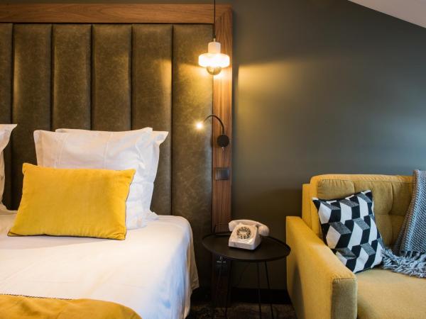 Fahrenheit Seven Courchevel : photo 5 de la chambre hébergement en duplex - dernier Étage - vue sur piste de ski