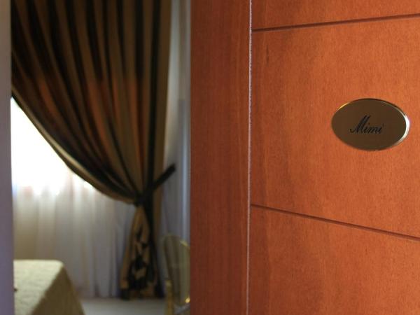 Agriturismo Ca' La Pergola : photo 6 de la chambre grande chambre double - vue sur jardin